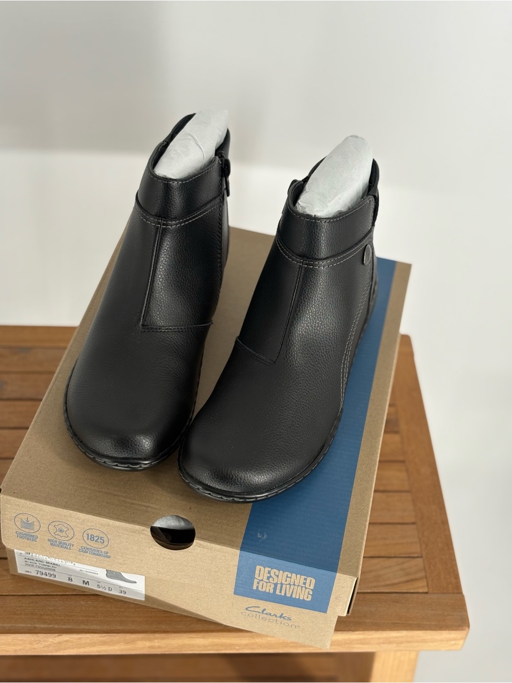 New Clarks ASHLAND MABEL Women’s  Black Leather Ankle Boots SIZE 8M